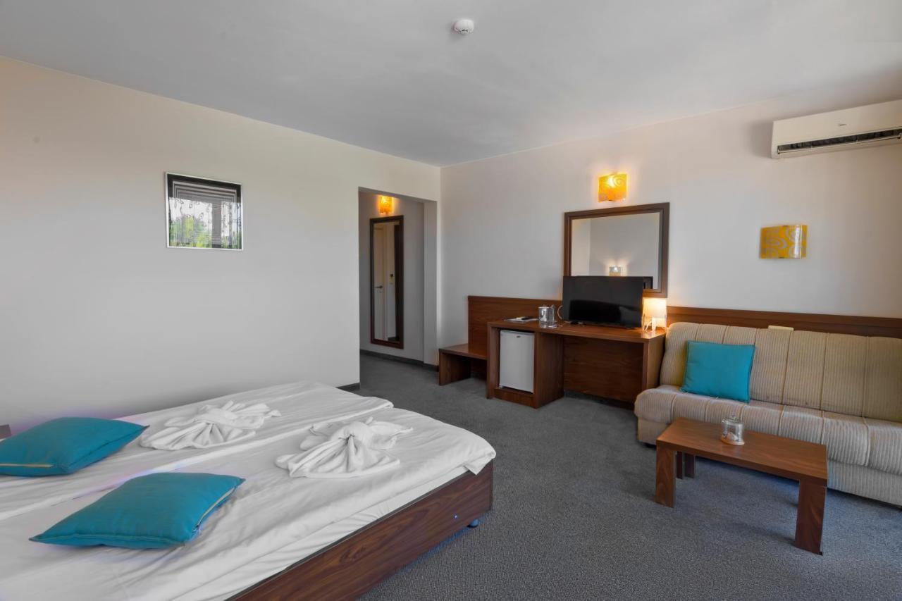 Glarus Готель 4*