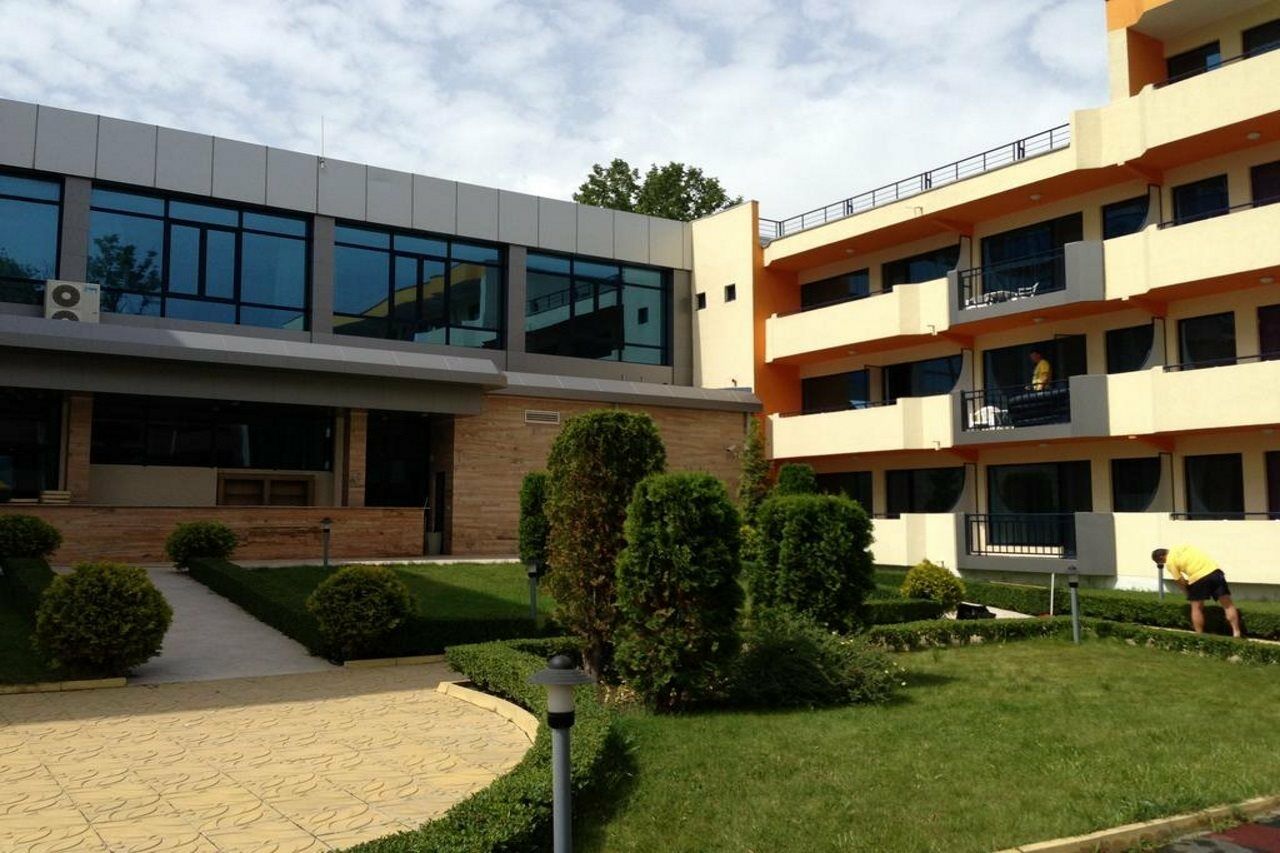 Glarus Готель 4*