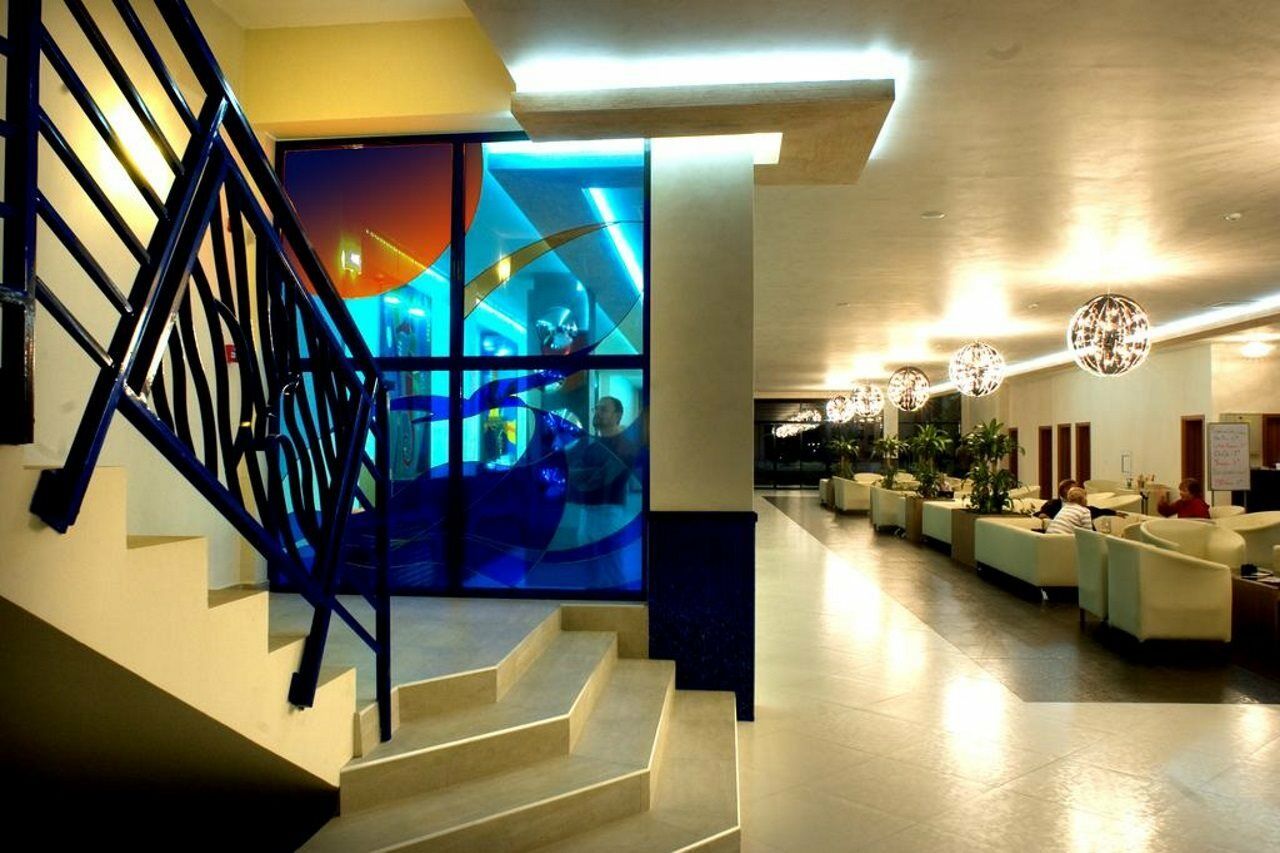 Glarus Hotel