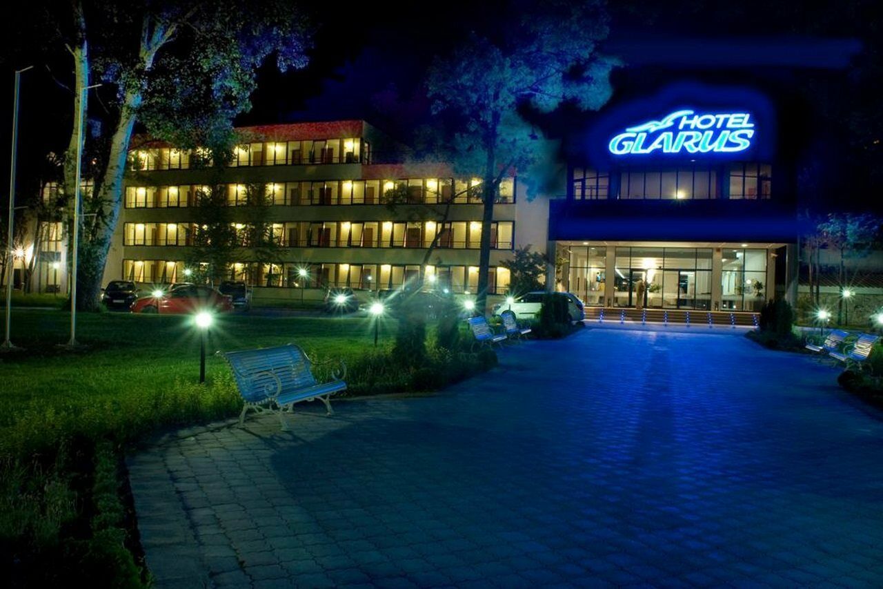 Glarus Hotel 4*