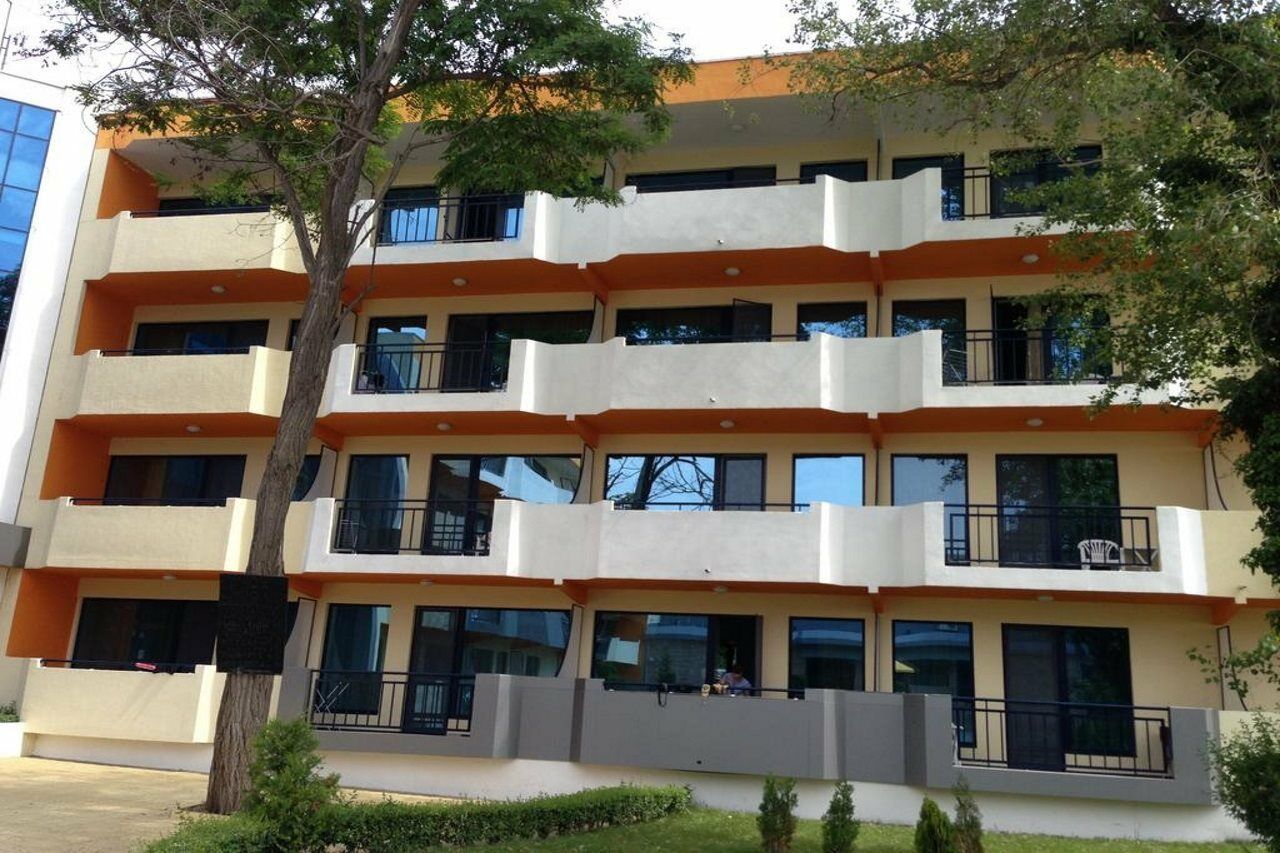 Glarus Hotel 4*